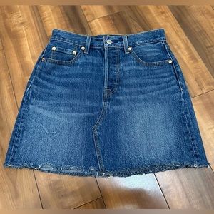 Levi’s Denim Skirt - Frayed Raw Hem - Size 27